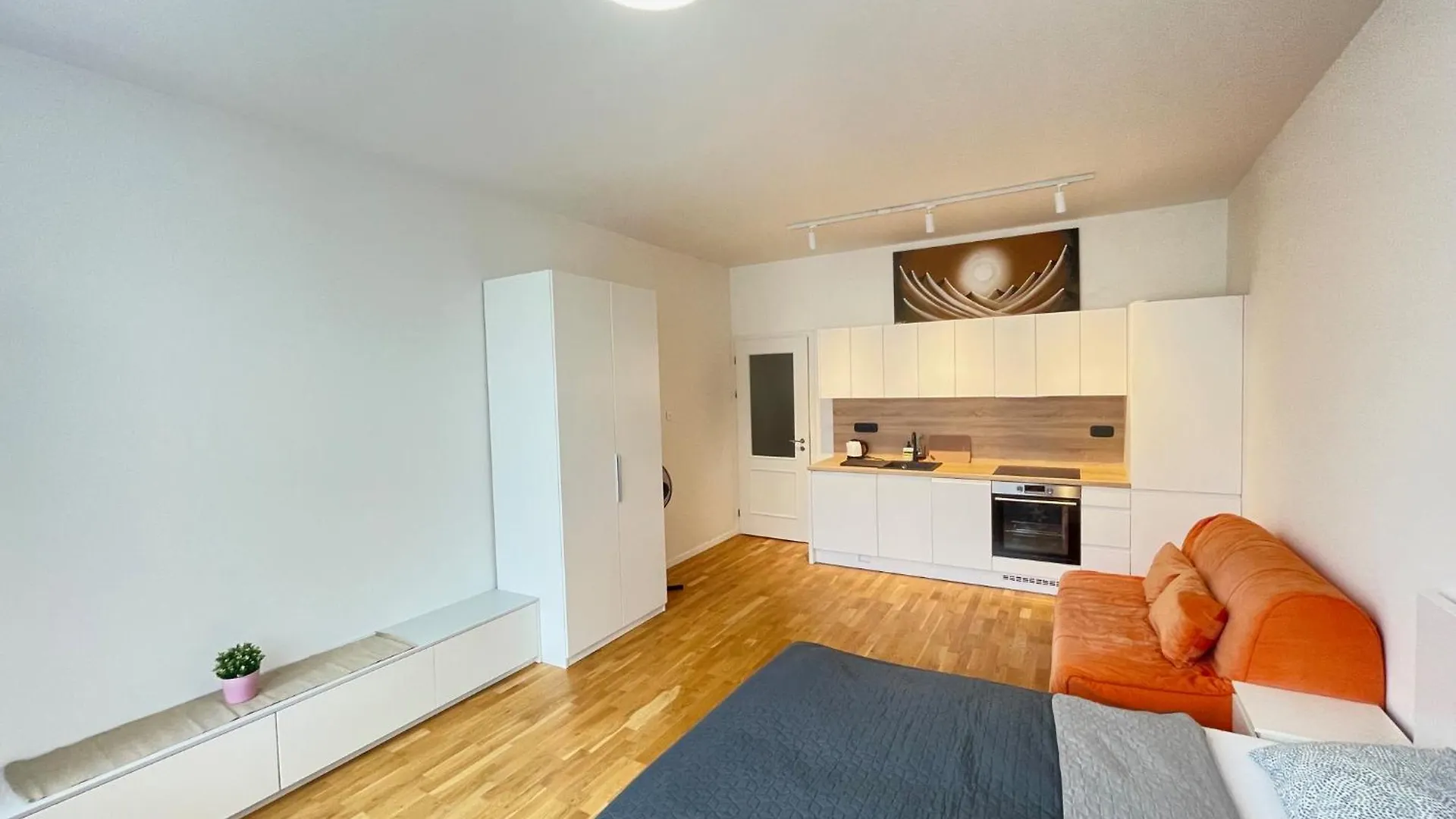 Cosy Apartment On Charles Square 프라하
